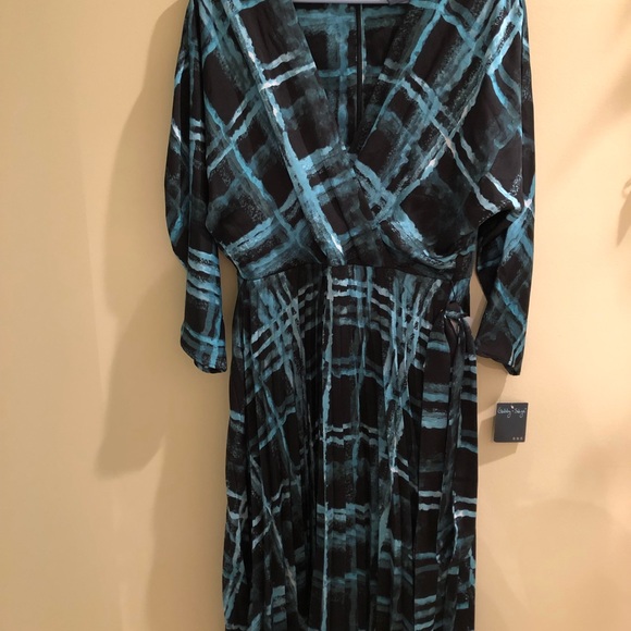 Gabby Skye- Black and turquoise dress- sz14 - Picture 3 of 4